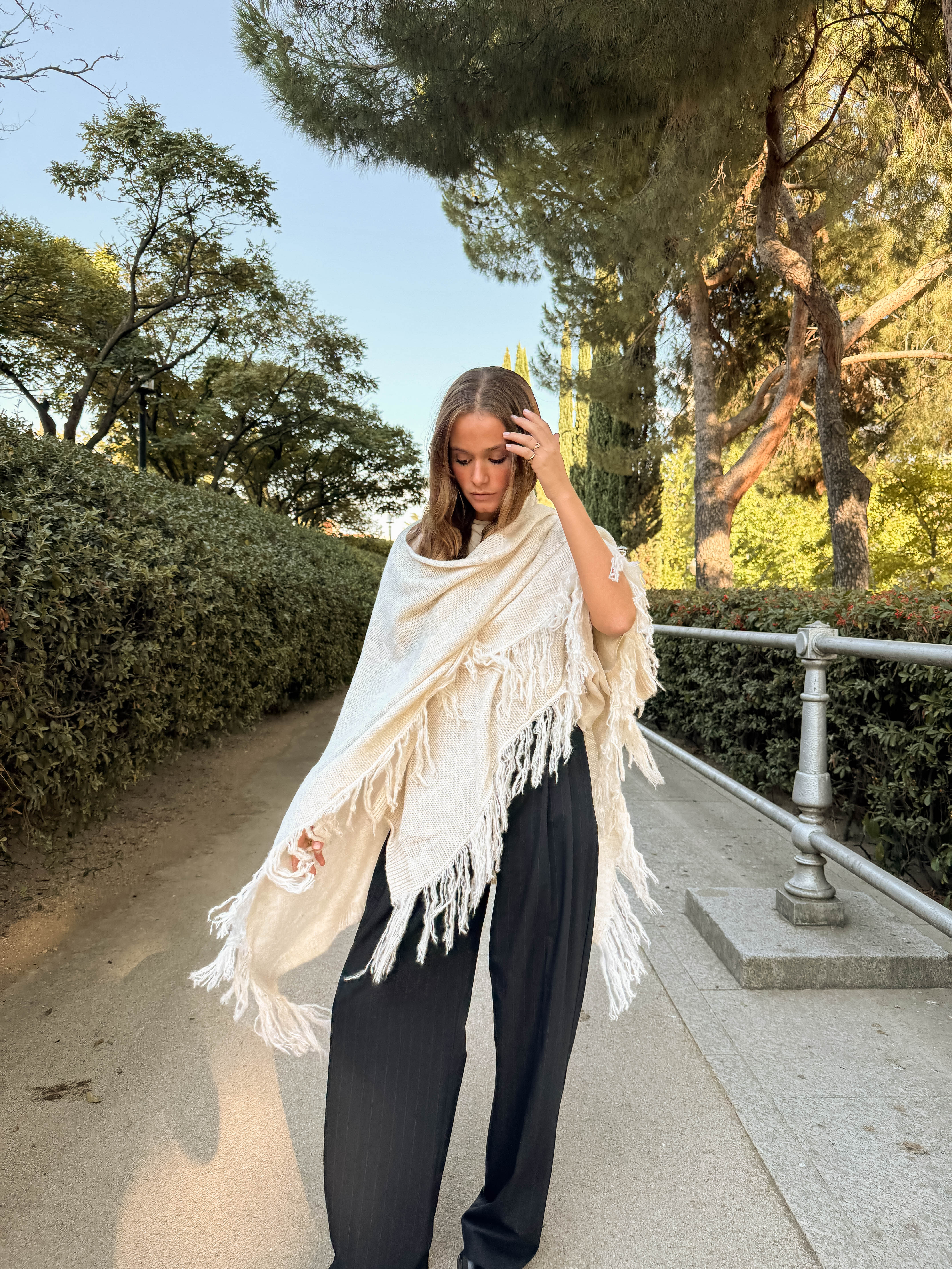 Poncho grande | Blanco - Image 20