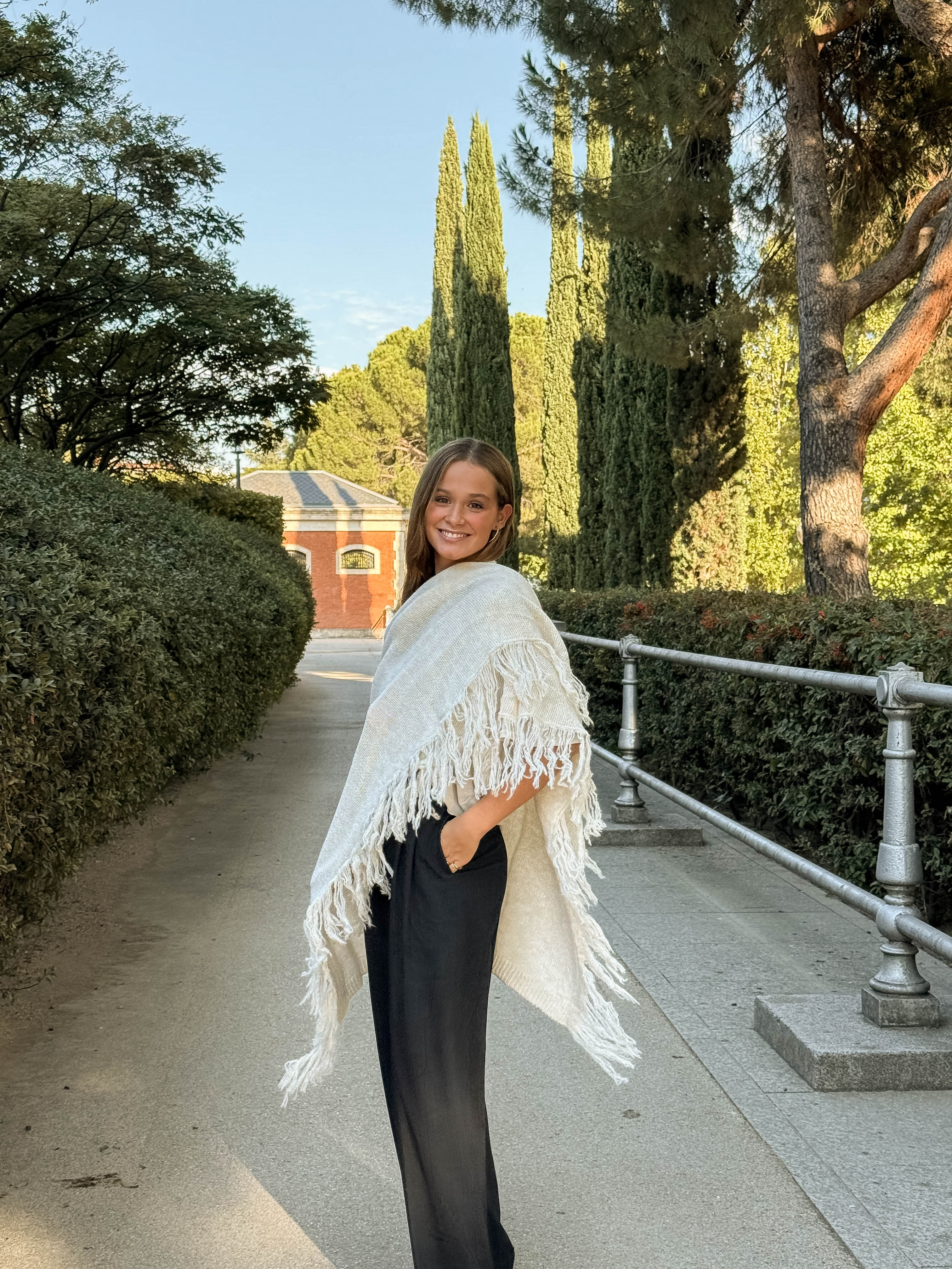 Poncho grande | Blanco - Image 23