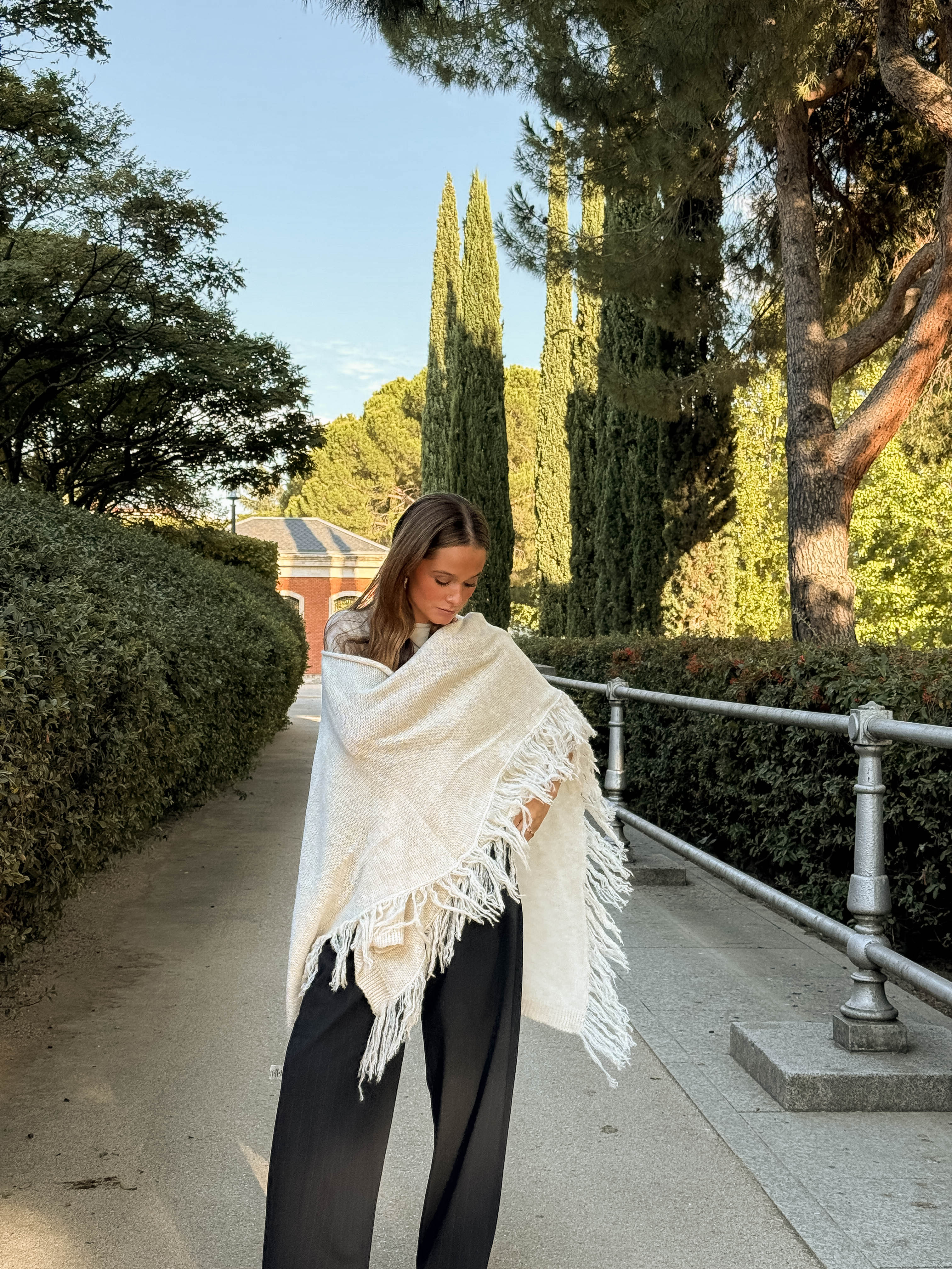 Poncho grande | Blanco - Image 28
