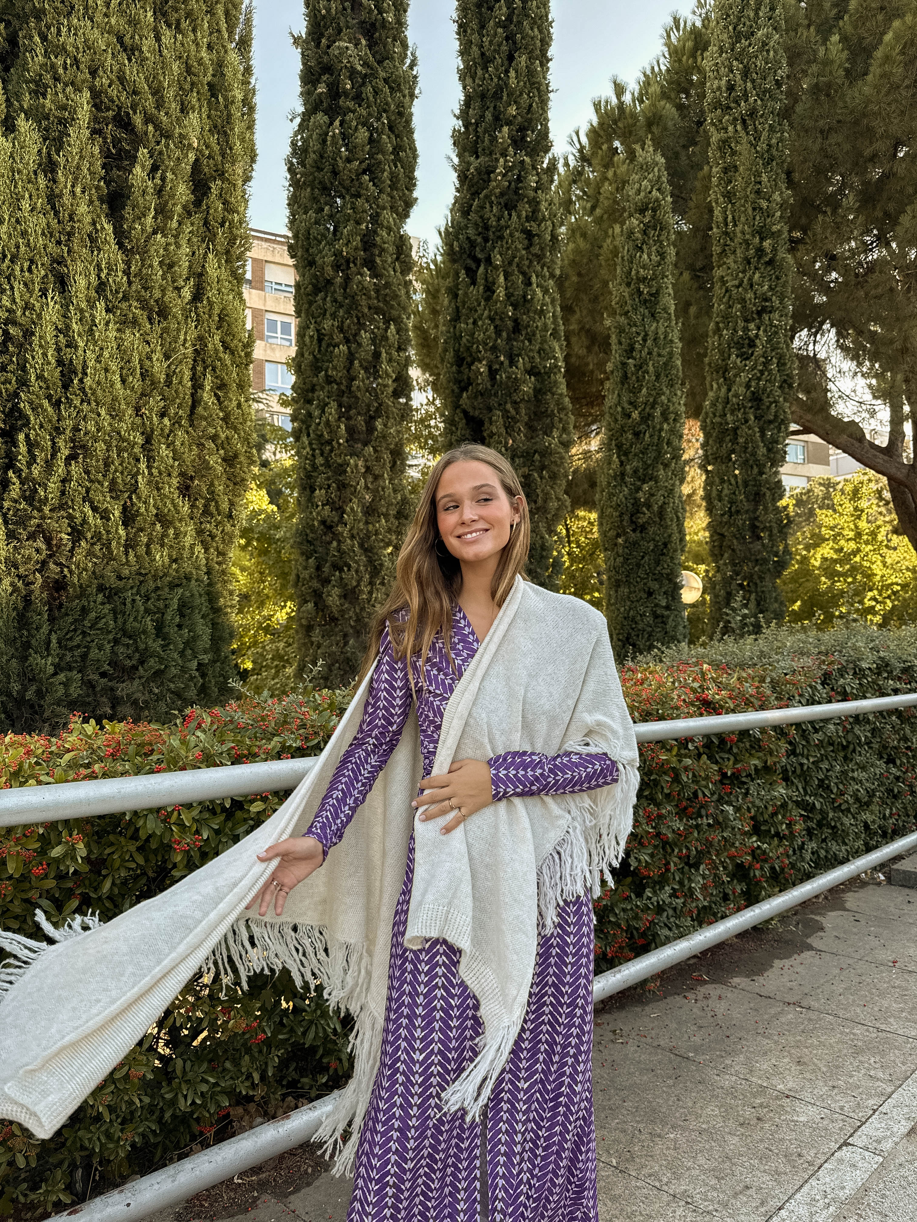 Poncho grande | Blanco - Image 5